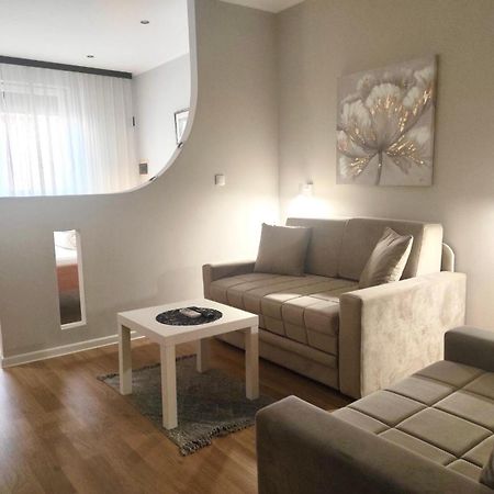 Apartments & Accommodation Stojic Novi Sad Ngoại thất bức ảnh
