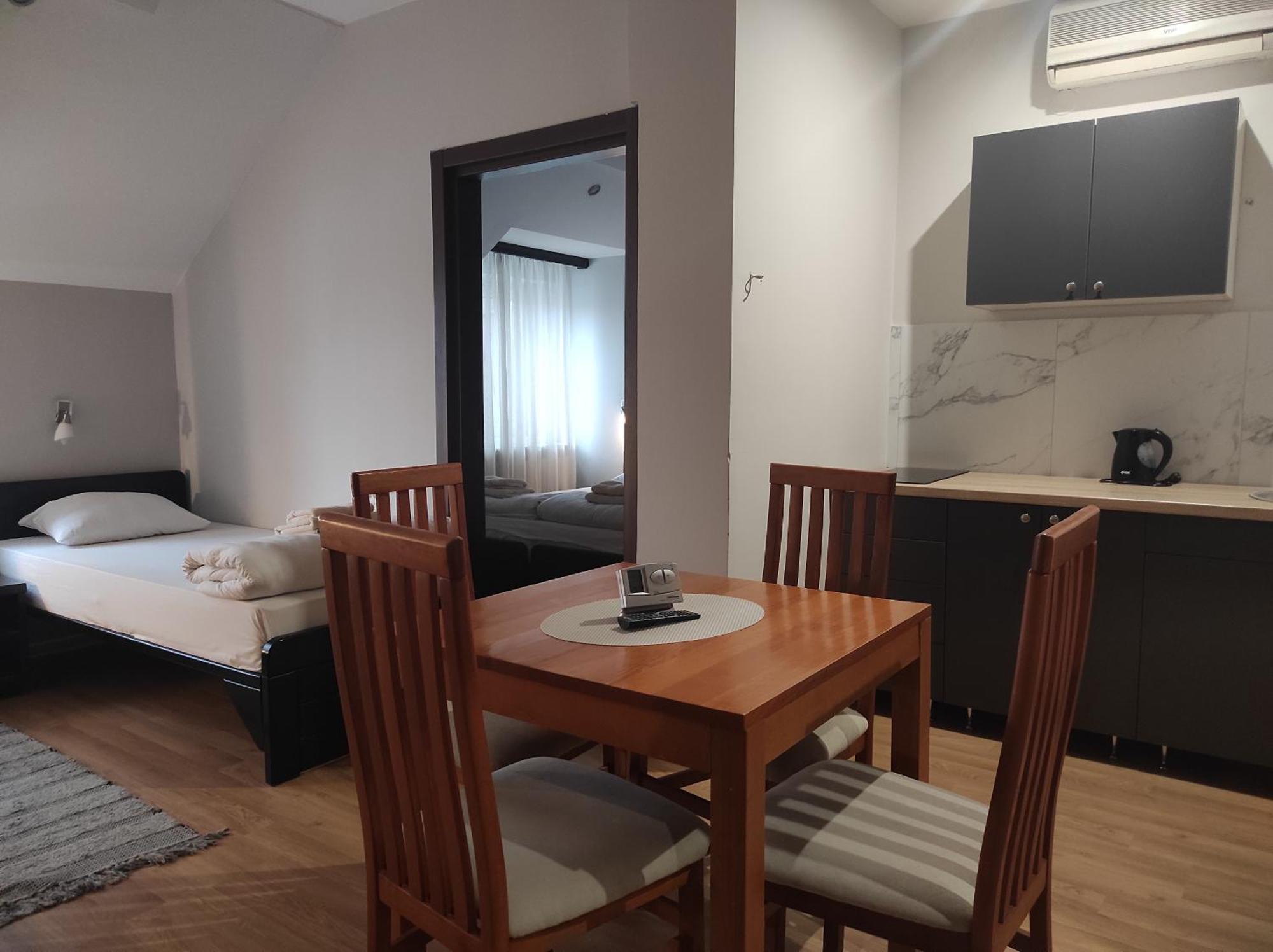 Apartments & Accommodation Stojic Novi Sad Phòng bức ảnh